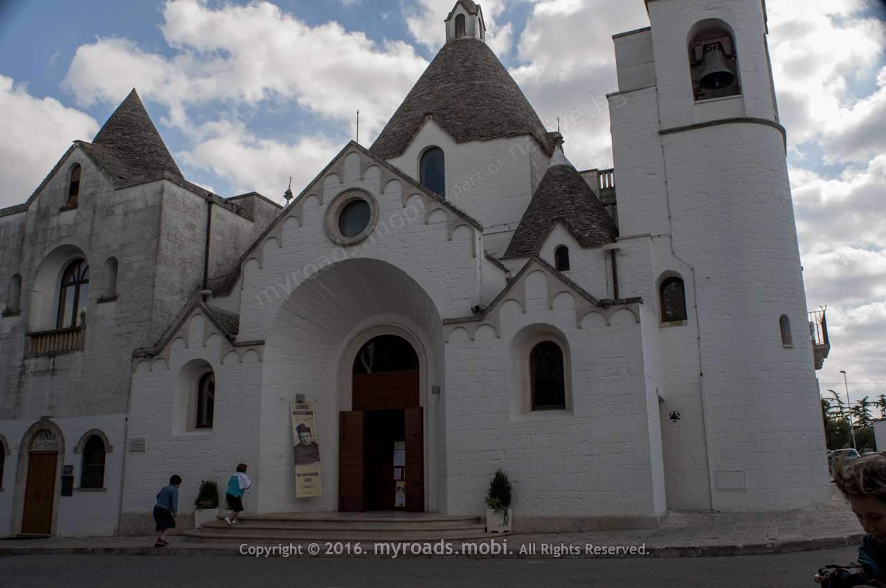 alberobello_italy_trulli_pulia_berova_myroadsmobi_ (21)