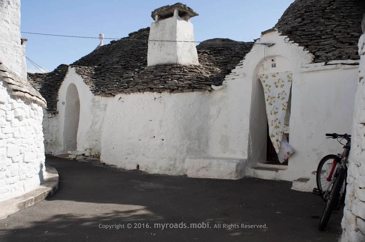 alberobello_italy_trulli_pulia_berova_myroadsmobi_ (24)