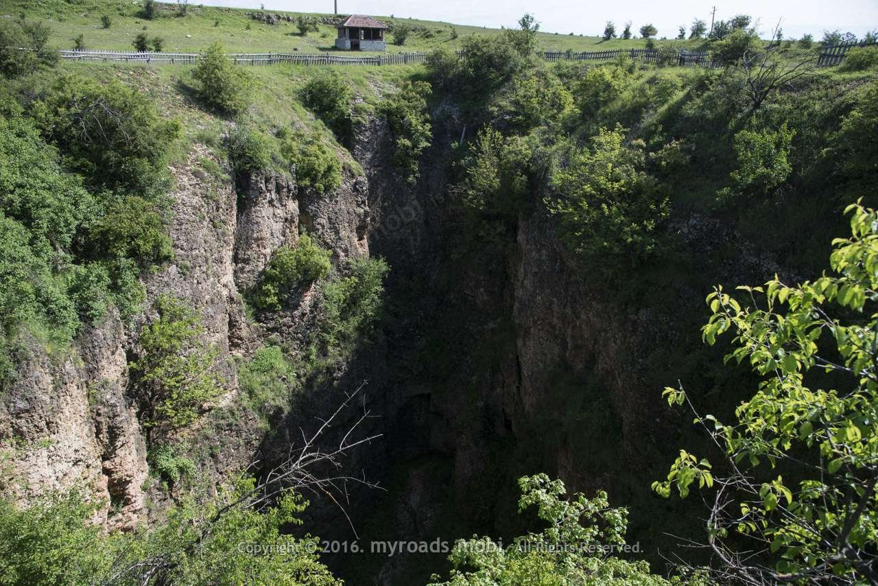 garvanica_cave_berova_myroadsmobi_ (1)