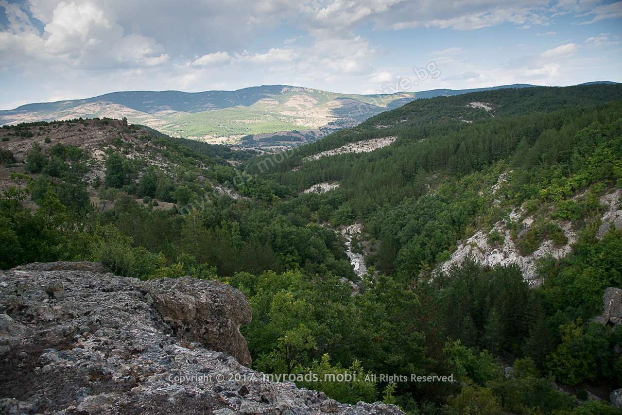 vkamenena-gora-iberova-myroadsmobi (28)
